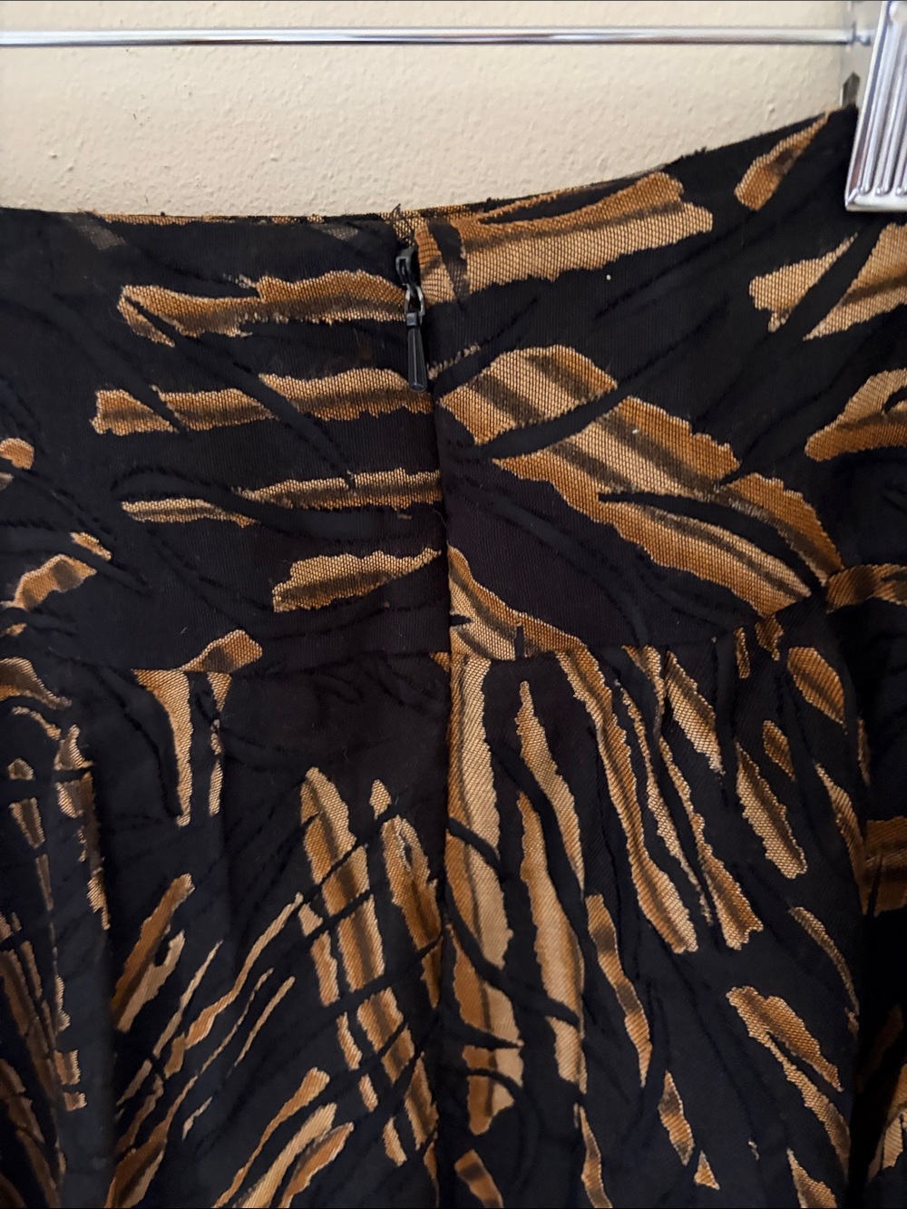 Black & Brown Patterned A-Line linen blend Skirt w pockets - Picture 6 of 12